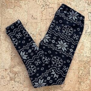 JUST Cozy Fur Lined Snowflake Leggings